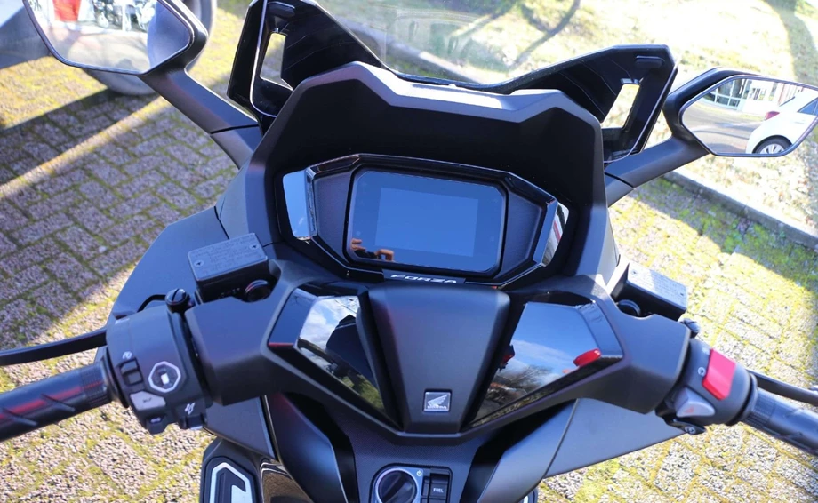 Angebot Honda Forza 350 Bild 7: Angebot Honda Forza 350