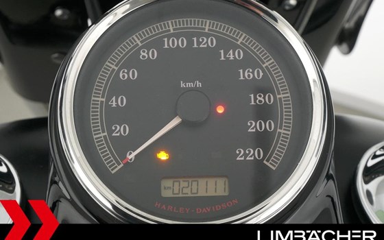 Gebrauchtmotorrad Harley-Davidson Softail Slim FLS - Bild 12