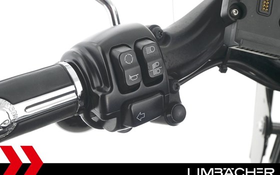 Gebrauchtmotorrad Harley-Davidson Softail Slim FLS - Bild 21