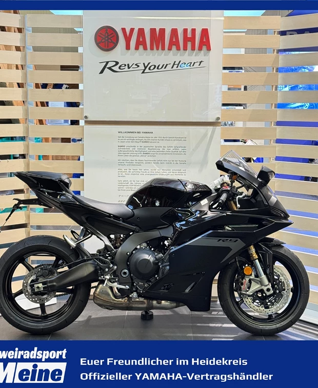 Yamaha R9