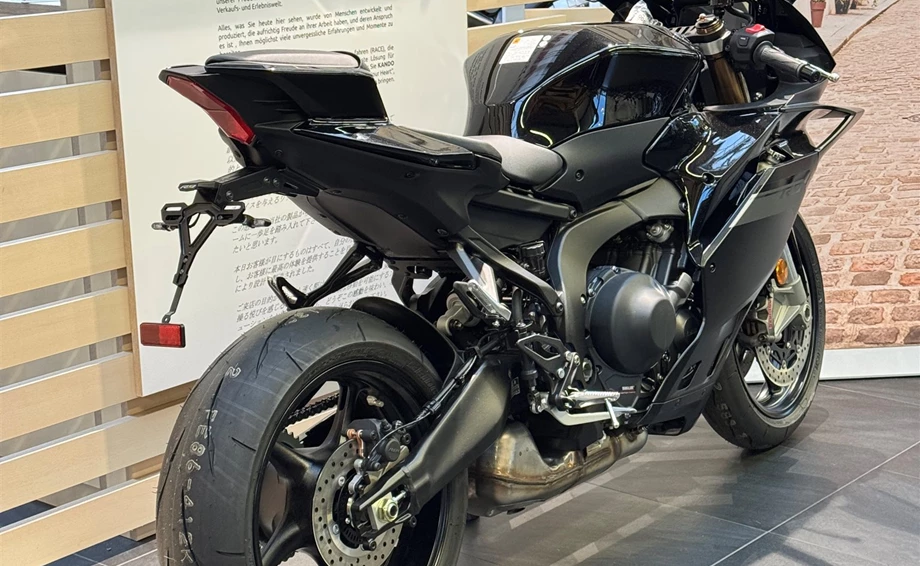 Angebot Yamaha R9 Bild 3: Angebot Yamaha R9