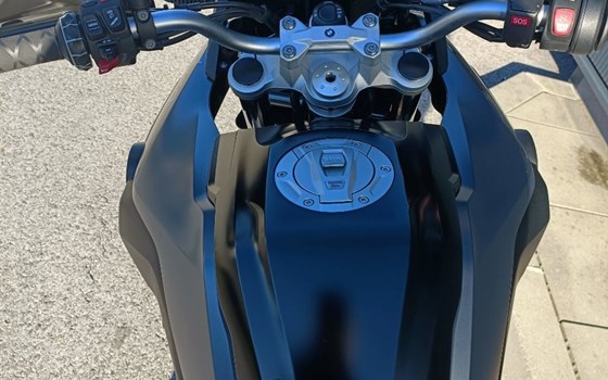 Gebrauchtmotorrad BMW F 750 GS - Bild 11