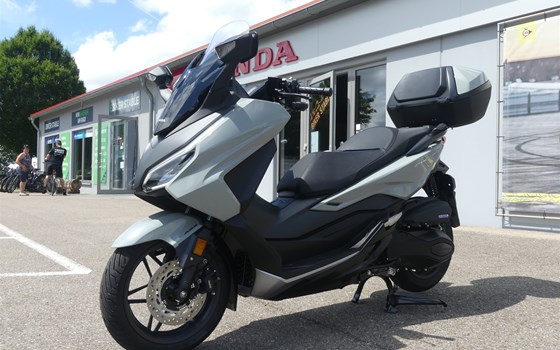 Gebrauchtmotorrad Honda Forza 350 - Bild 5