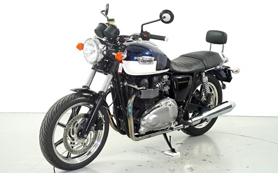Motorrad Occasion Triumph Bonneville - Bild 3