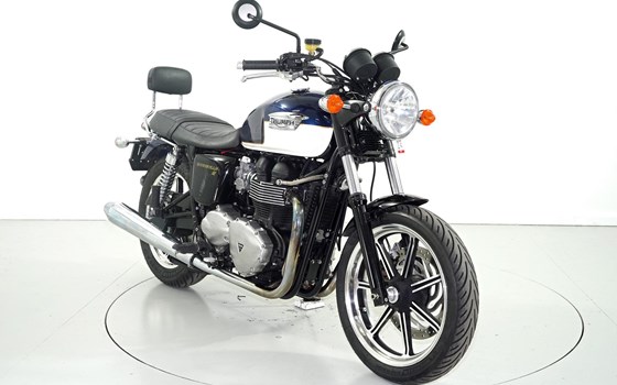 Motorrad Occasion Triumph Bonneville - Bild 2
