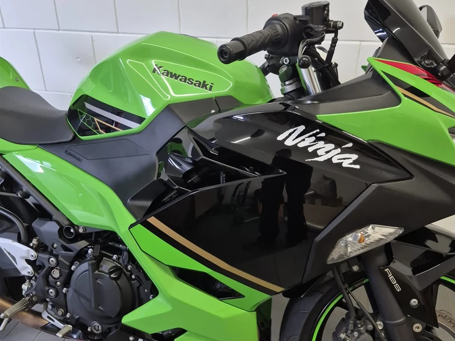 Angebot Kawasaki Ninja 400 Bild 7: Angebot Kawasaki Ninja 400