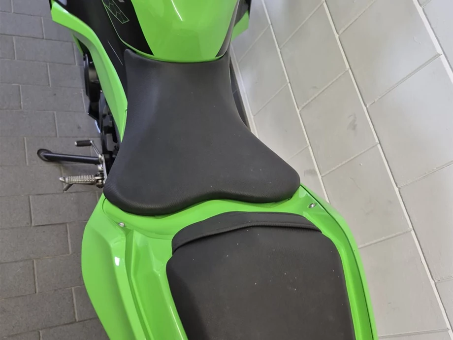 Angebot Kawasaki Ninja 400 Bild 19: Angebot Kawasaki Ninja 400