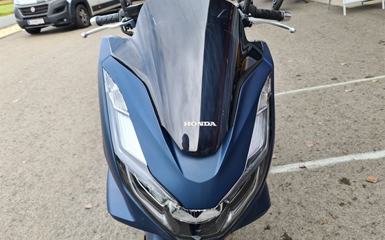 Gebrauchtmotorrad Honda PCX125 - Bild 6 Gebrauchtmotorrad Honda PCX125 - Bild 6