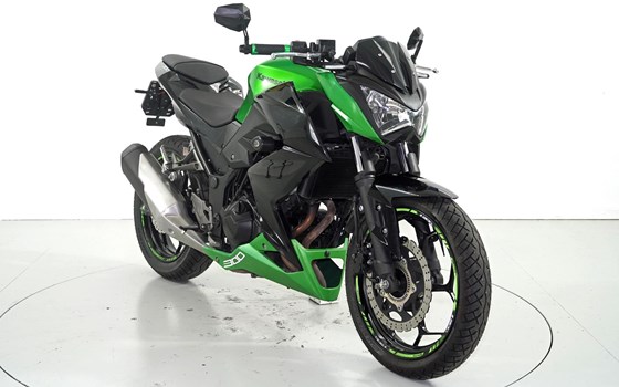 Motorrad Occasion Kawasaki Z 300 - Bild 2