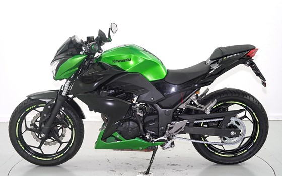 Motorrad Occasion Kawasaki Z 300 - Bild 5