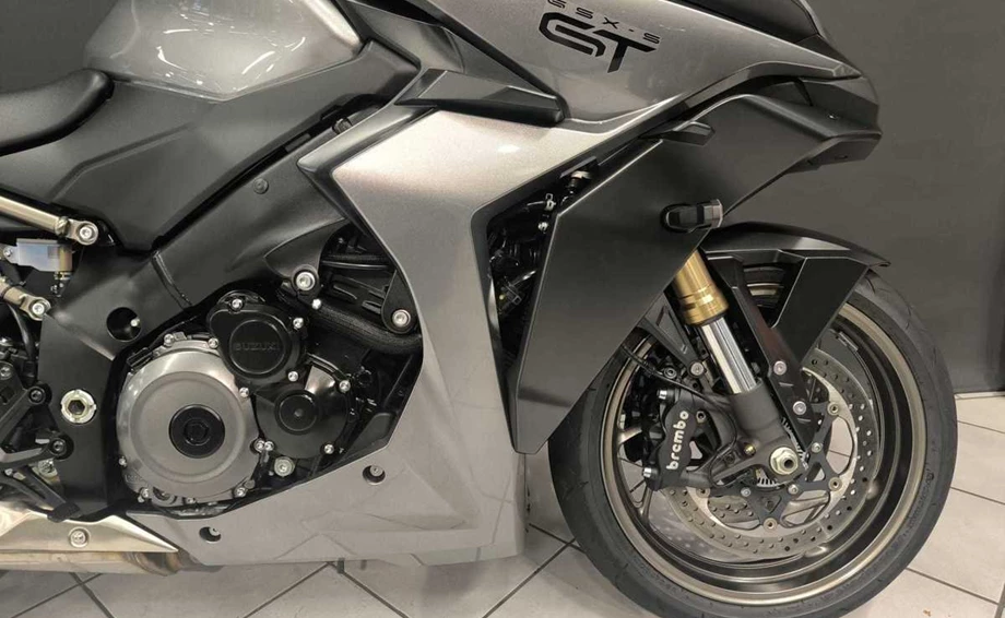 Angebot Suzuki GSX-S1000GT Bild 8: Angebot Suzuki GSX-S1000GT