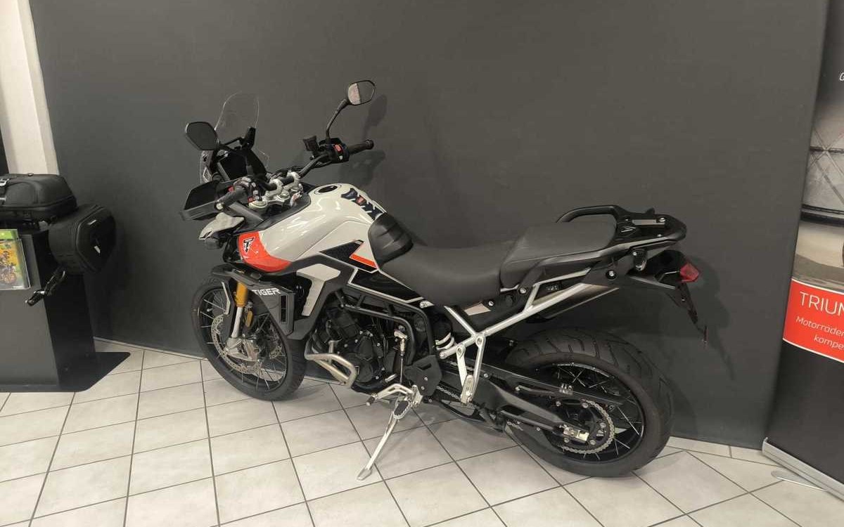 Zum Vergrößern bitte anklicken! Angebot Triumph Tiger 900 Rally Pro