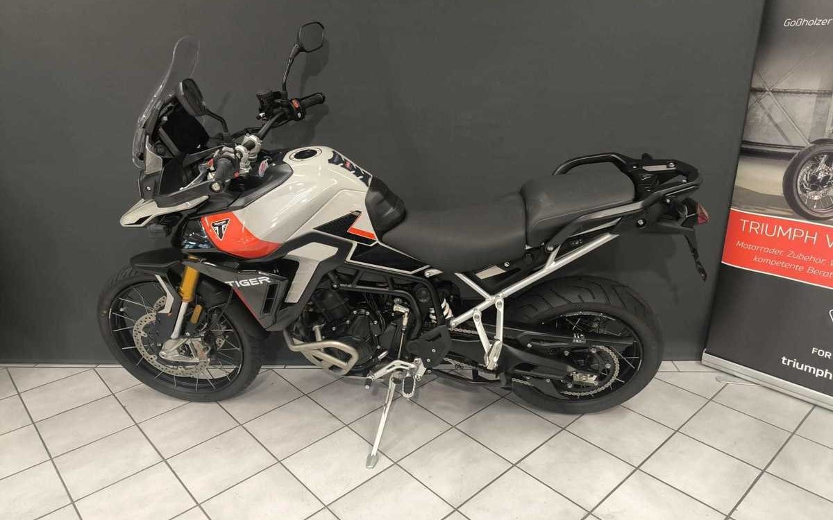 Zum Vergrößern bitte anklicken! Angebot Triumph Tiger 900 Rally Pro