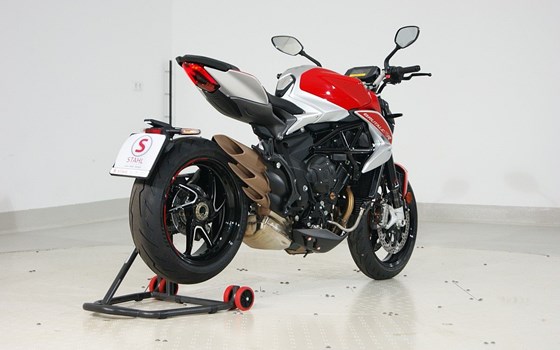 Neufahrzeug MV Agusta Brutale RR Ottantesimo - Bild 13