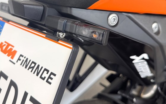 Neufahrzeug KTM 990 Duke - Bild 10 Neufahrzeug KTM 990 Duke - Bild 10
