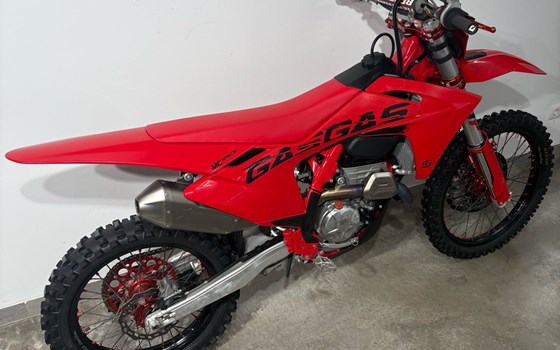 Gebrauchtmotorrad GASGAS MC 250F - Bild 2 Gebrauchtmotorrad GASGAS MC 250F - Bild 2