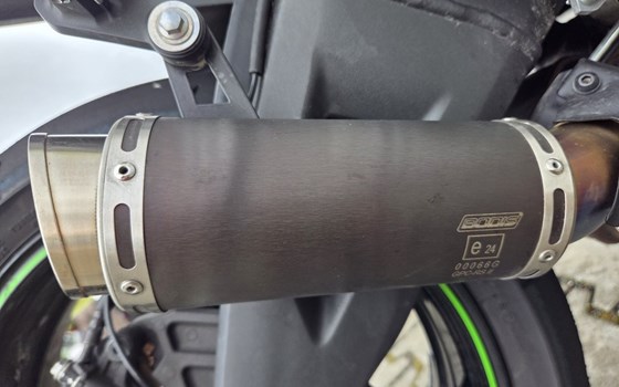 Gebrauchtmotorrad Kawasaki Ninja ZX-10R - Bild 8