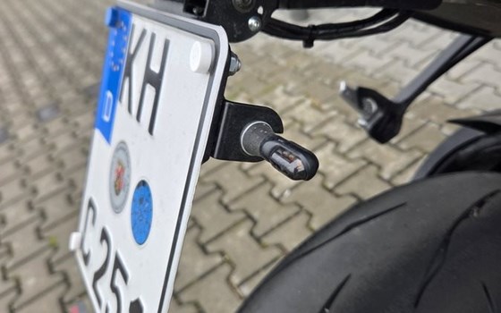 Gebrauchtmotorrad Kawasaki Ninja ZX-10R - Bild 9