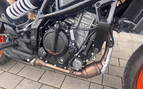 Gebrauchtmotorrad KTM 125 Duke - Bild 8 Gebrauchtmotorrad KTM 125 Duke - Bild 8