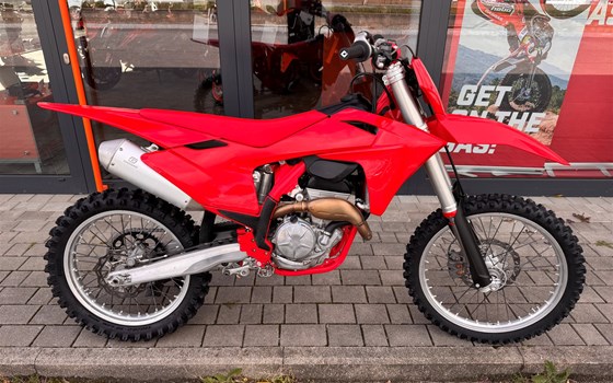 Gebrauchtmotorrad GASGAS MC 250F - Bild 2 Gebrauchtmotorrad GASGAS MC 250F - Bild 2