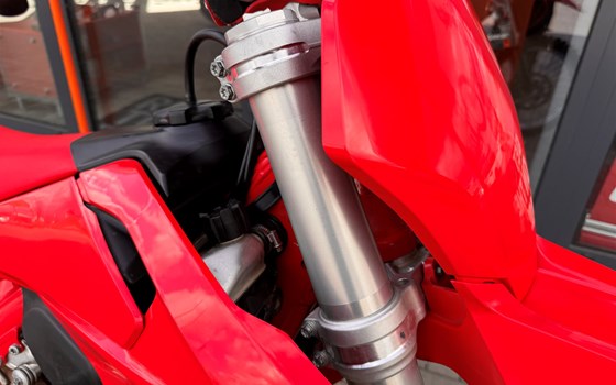 Gebrauchtmotorrad GASGAS MC 250F - Bild 8 Gebrauchtmotorrad GASGAS MC 250F - Bild 8
