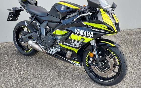 Gebrauchtmotorrad Yamaha R7 - Bild 2 Gebrauchtmotorrad Yamaha R7 - Bild 2
