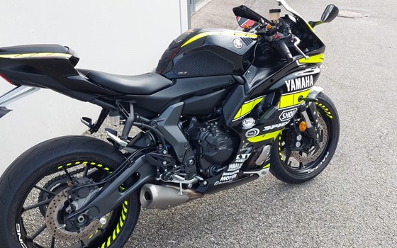 Gebrauchtmotorrad Yamaha R7 - Bild 5 Gebrauchtmotorrad Yamaha R7 - Bild 5