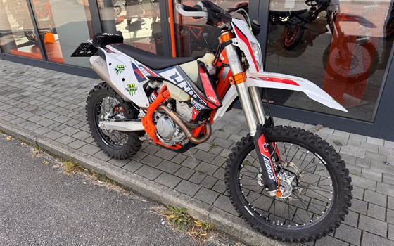 Gebrauchtmotorrad KTM 350 EXC-F SIX DAYS - Bild 1 Gebrauchtmotorrad KTM 350 EXC-F SIX DAYS - Bild 1