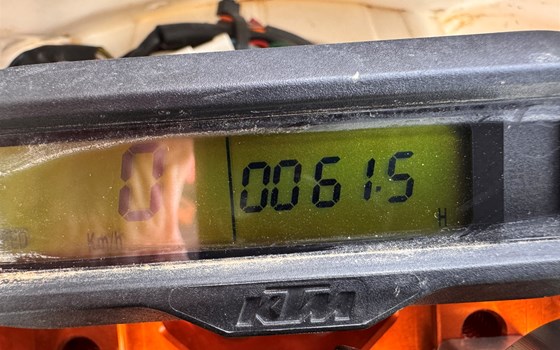 Gebrauchtmotorrad KTM 350 EXC-F SIX DAYS - Bild 10 Gebrauchtmotorrad KTM 350 EXC-F SIX DAYS - Bild 10