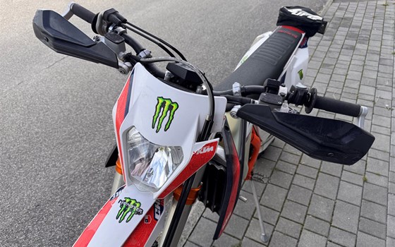 Gebrauchtmotorrad KTM 350 EXC-F SIX DAYS - Bild 9 Gebrauchtmotorrad KTM 350 EXC-F SIX DAYS - Bild 9