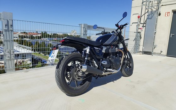 Gebrauchtmotorrad Triumph Speed Twin 900 - Bild 3