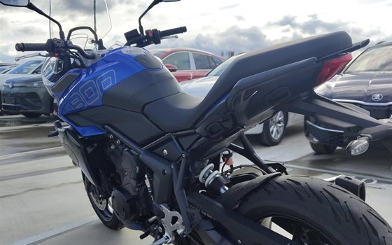 Gebrauchtmotorrad Triumph Tiger Sport 800 - Bild 5