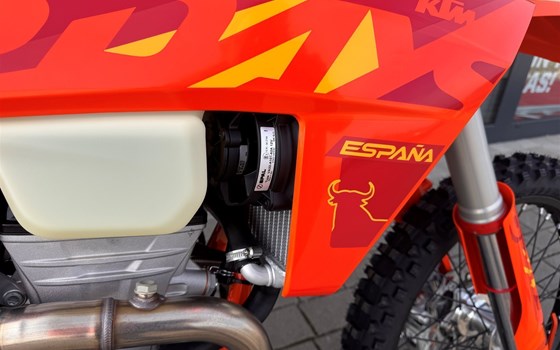 Neufahrzeug KTM 350 EXC-F SIX DAYS - Bild 8 Neufahrzeug KTM 350 EXC-F SIX DAYS - Bild 8