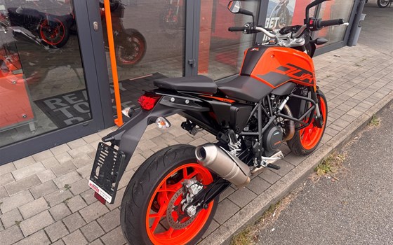 Gebrauchtmotorrad KTM 690 Duke - Bild 3 Gebrauchtmotorrad KTM 690 Duke - Bild 3