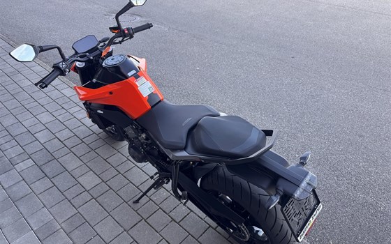 Gebrauchtmotorrad KTM 790 Duke L - Bild 4 Gebrauchtmotorrad KTM 790 Duke L - Bild 4