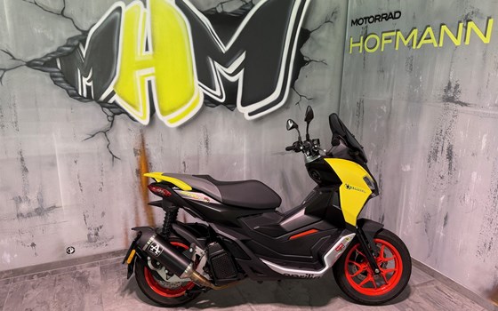 Gebrauchtmotorrad Aprilia SR GT 125 - Bild 1