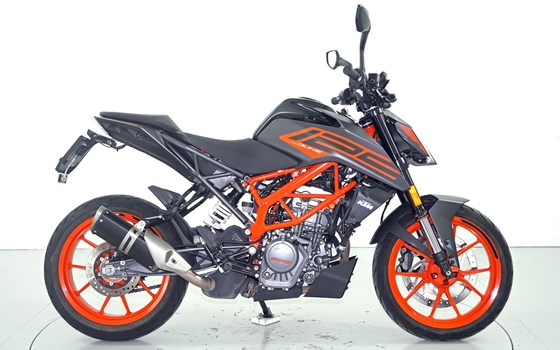 Motorrad Occasion KTM 125 Duke - Bild 4