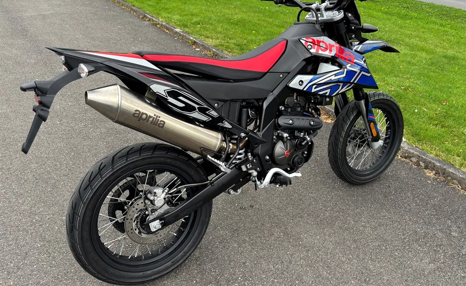 Angebot Aprilia SX 125 Bild 3: Angebot Aprilia SX 125