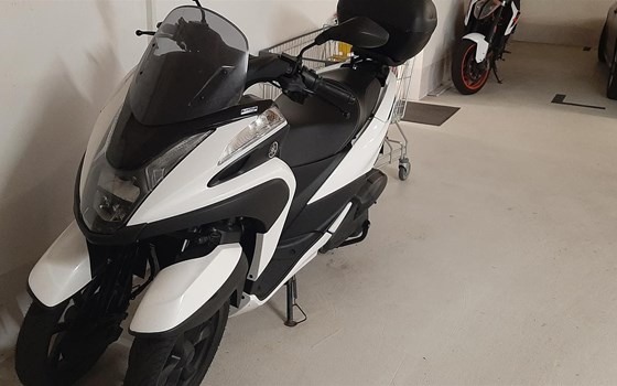 Gebrauchtmotorrad Yamaha Tricity 155 - Bild 3 Gebrauchtmotorrad Yamaha Tricity 155 - Bild 3