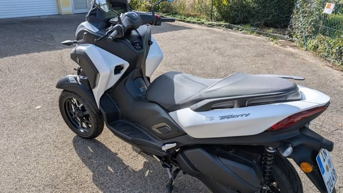 Zum Vergrößern bitte anklicken! Angebot Yamaha Tricity 300
