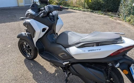 Gebrauchtmotorrad Yamaha Tricity 300 - Bild 2