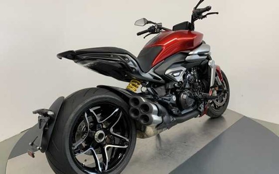 Gebrauchtmotorrad Ducati XDiavel V4 - Bild 3