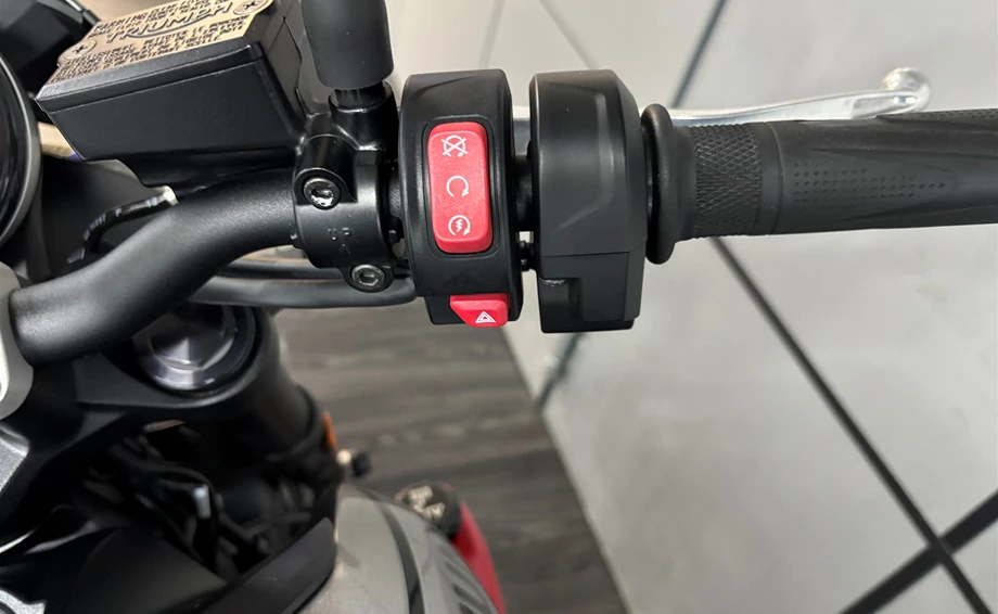 Angebot Triumph Trident 660 Bild 9: Angebot Triumph Trident 660