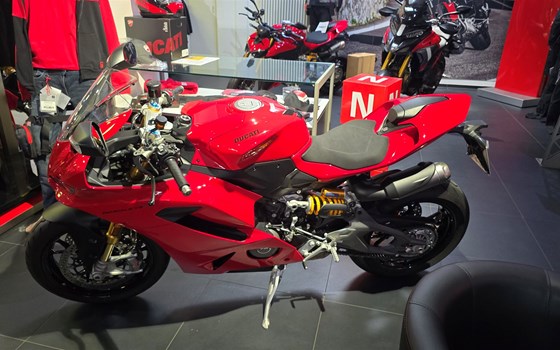 Gebrauchtmotorrad Ducati Panigale V2 S - Bild 3