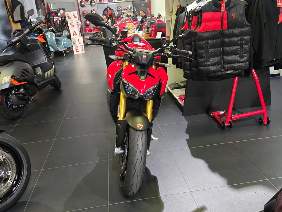 Angebot Ducati Streetfighter V2 S Bild 6: Angebot Ducati Streetfighter V2 S