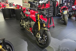 Angebot Ducati Streetfighter V2 S