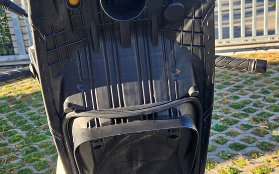 Gebrauchtmotorrad Honda SH300i - Bild 12