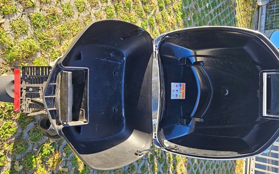 Gebrauchtmotorrad Honda SH300i - Bild 14 Gebrauchtmotorrad Honda SH300i - Bild 14