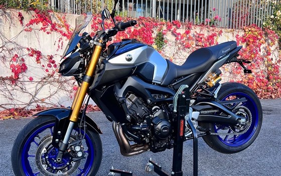 Gebrauchtmotorrad Yamaha MT-09 SP - Bild 7 Gebrauchtmotorrad Yamaha MT-09 SP - Bild 7