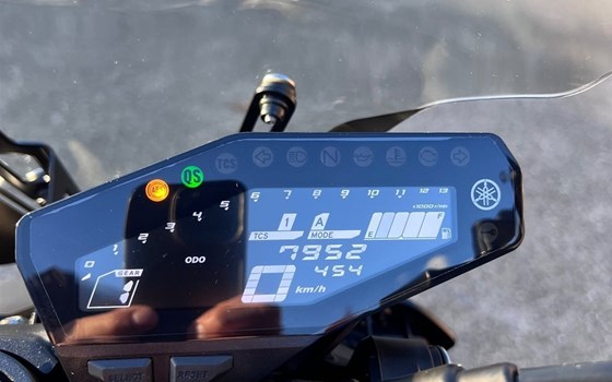 Gebrauchtmotorrad Yamaha MT-09 SP - Bild 8 Gebrauchtmotorrad Yamaha MT-09 SP - Bild 8